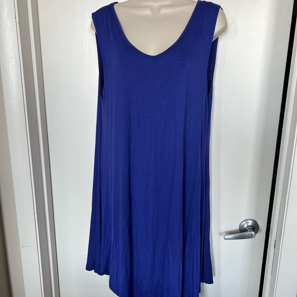 XL vneck Aline sleeveless dress
